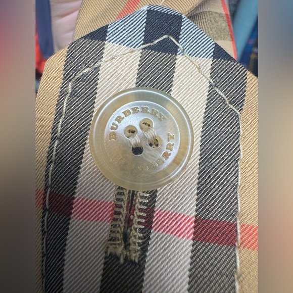 Burberry full check trench - Picture 7 of 11